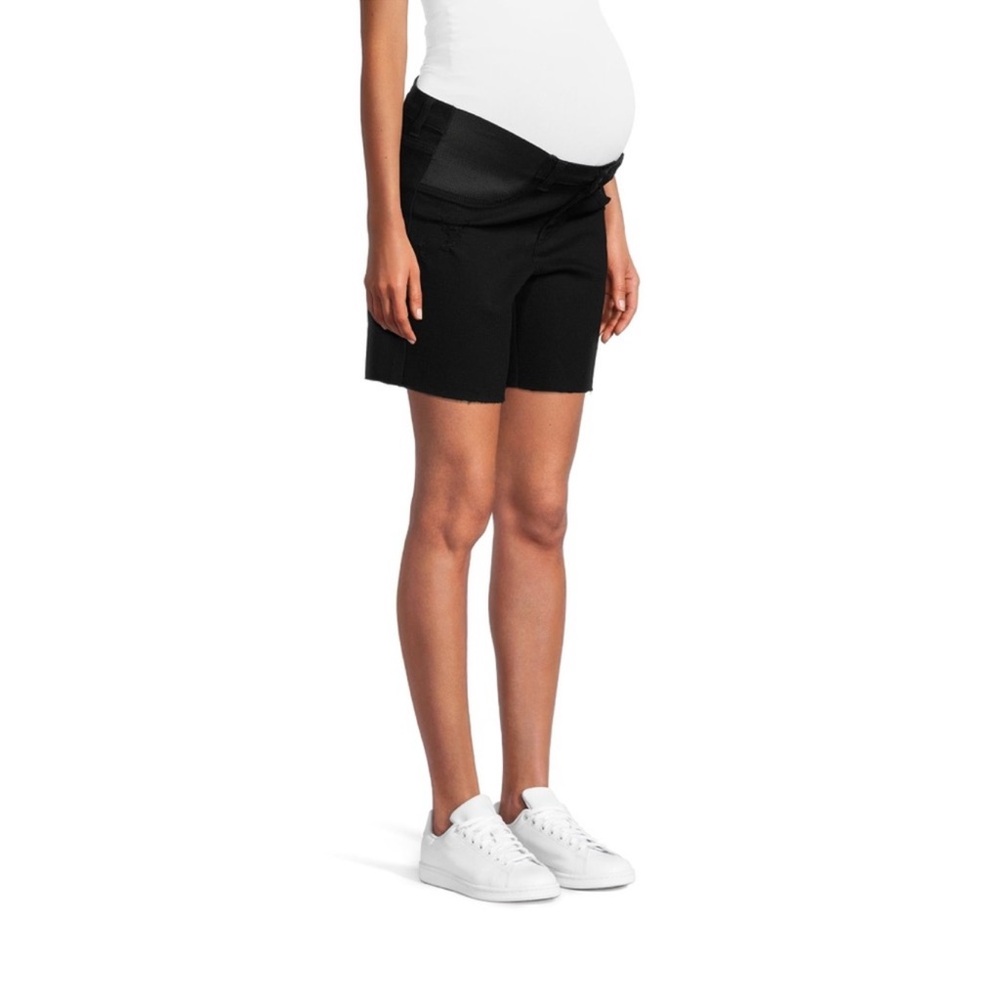 NWT Maternity Denim Bermuda Shorts size: S (4-6)